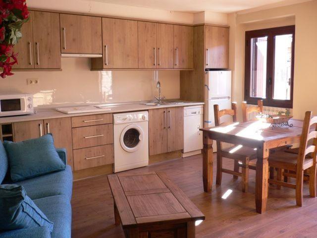 Apartamentos Turisticos Batlle Laspaúles Dış mekan fotoğraf