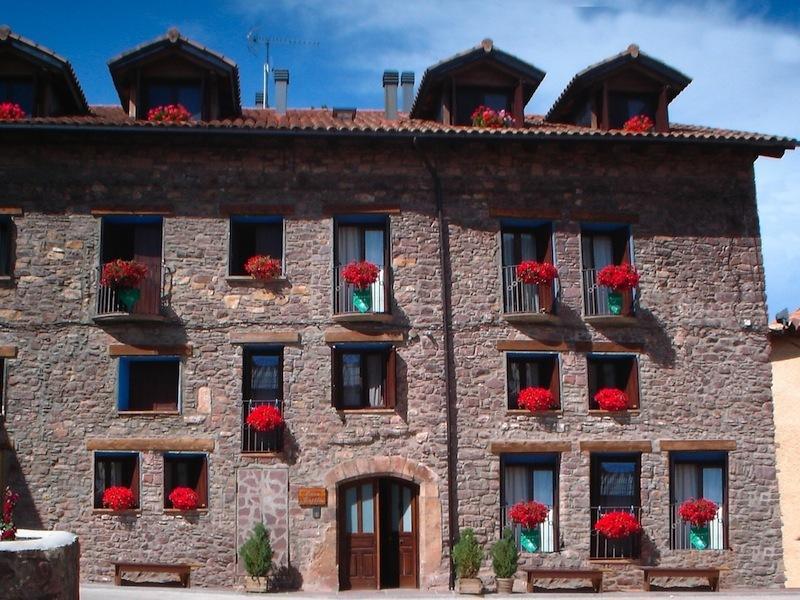 Apartamentos Turisticos Batlle Laspaúles Dış mekan fotoğraf